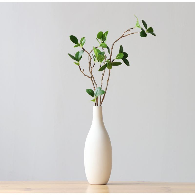 Matte Porcelain Vase – Soft White